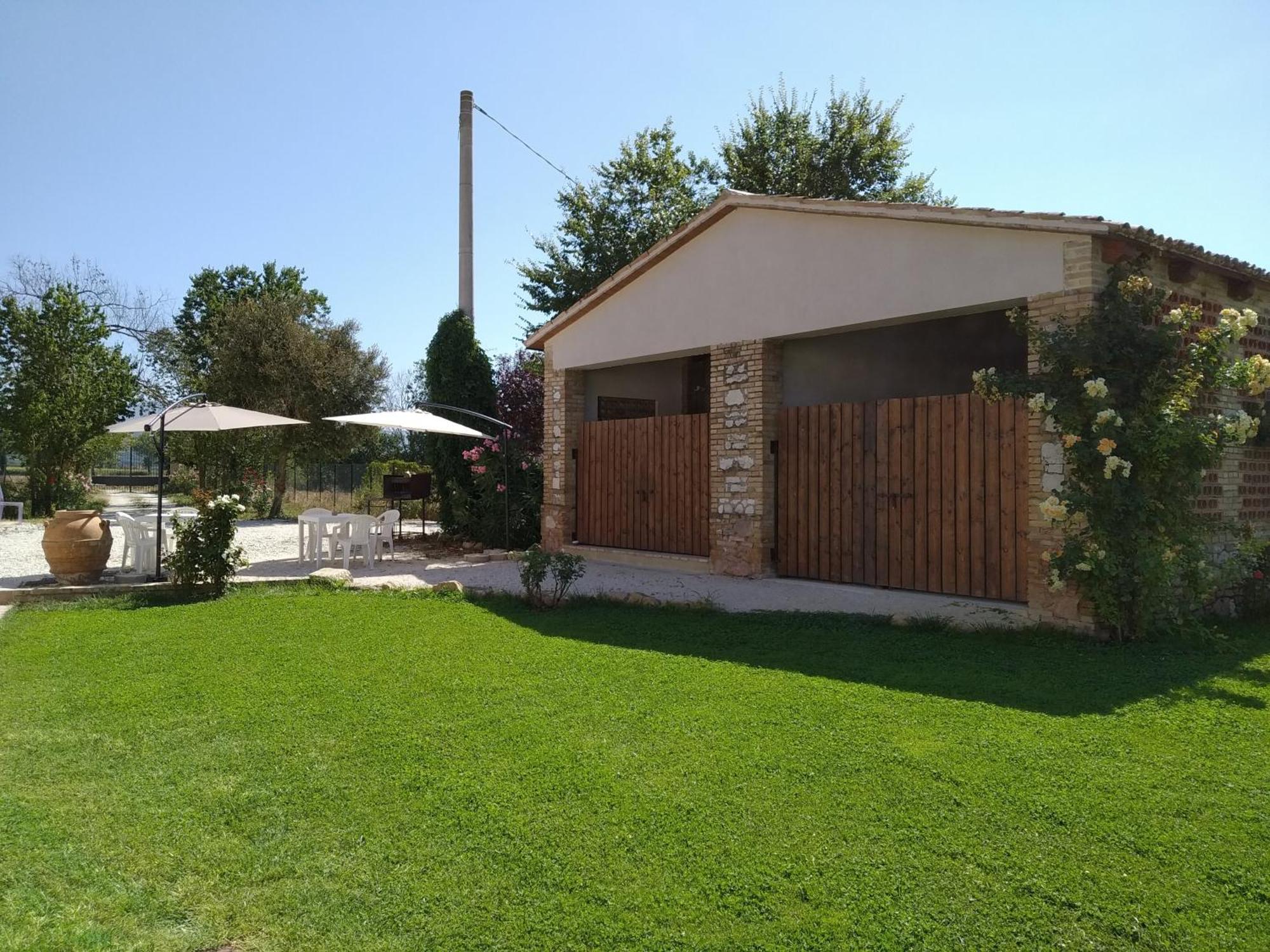 Podere Le Volte Degli Angeli Spello Exterior photo