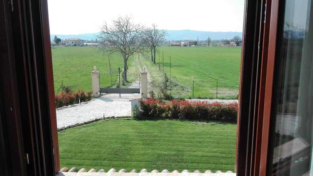 Podere Le Volte Degli Angeli Spello Exterior photo