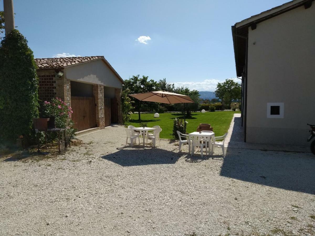 Podere Le Volte Degli Angeli Spello Exterior photo